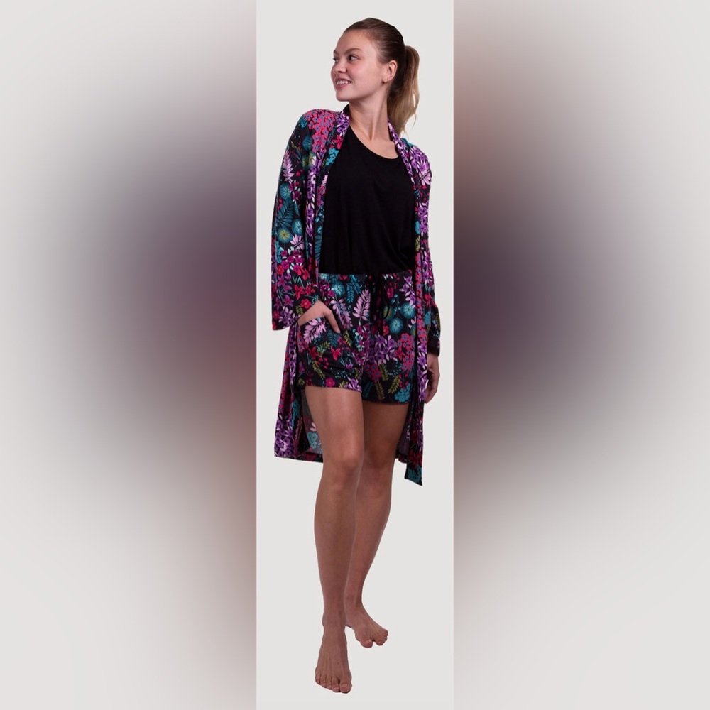 Three piece lounge set